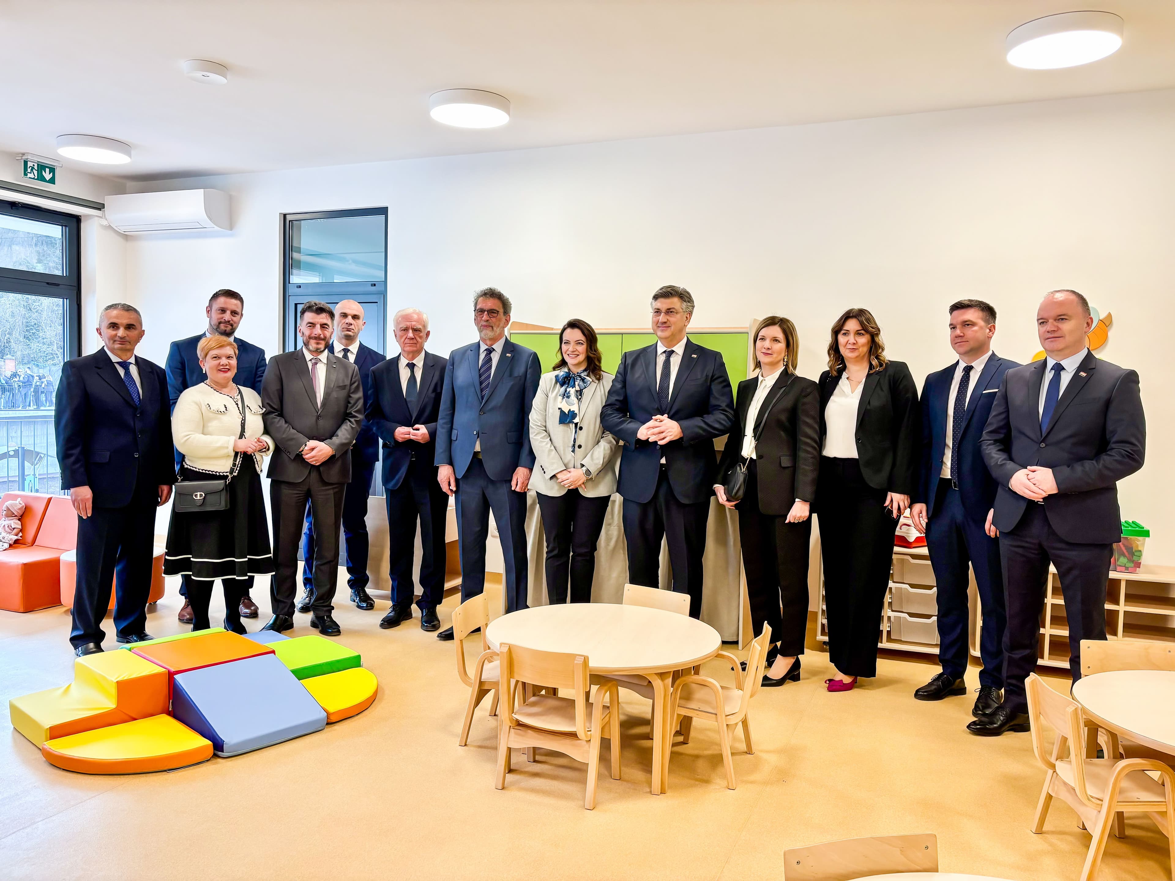 Ulaganje u djecu i mlade kroz strateški razvoj Požege i Požeško-slavonske županije